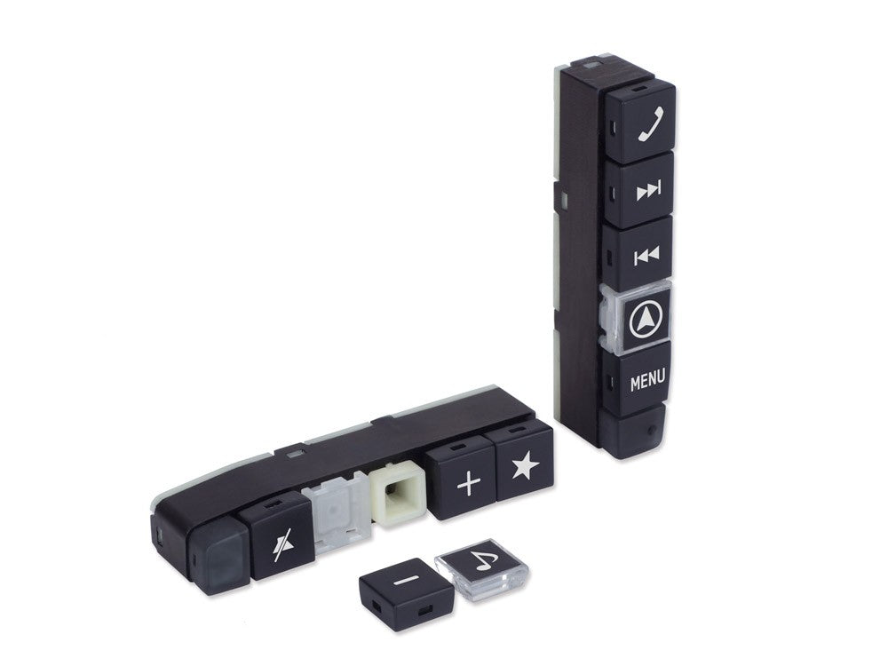 Alpine X701D-F Advance Station installazione Libera Unità Centrale + Monitor Touch 7" Navi-BT HDMI iPhone iPod 4x50W - TechSoundSystem.com