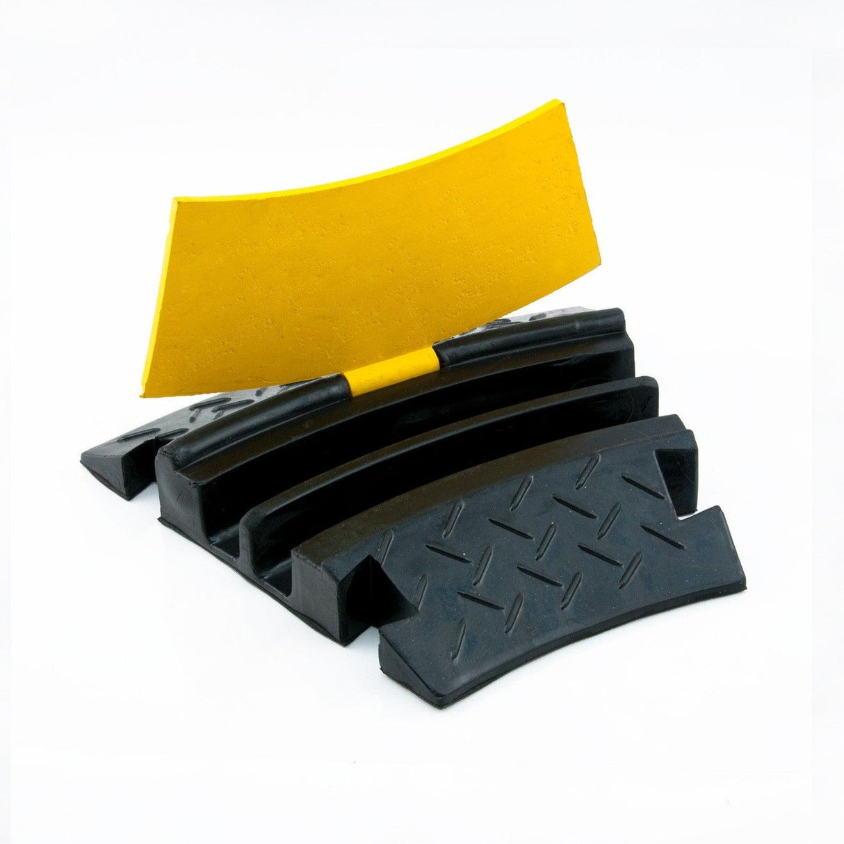 Pedana proteggi cavo Master Audio CP2 ad angolo da 30° a 2 canali - TechSoundSystem.com