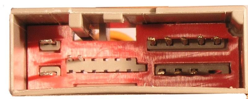 Cavo autoradio con connettore ISO per Ford/Land Rover Phonocar 04728 - TechSoundSystem.com