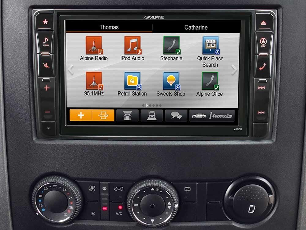 Alpine X800D-S906 Media Station 2 Din 8'' per Mercedes Sprinter con Navi, Bluetooth, DAB e HDMI - TechSoundSystem.com