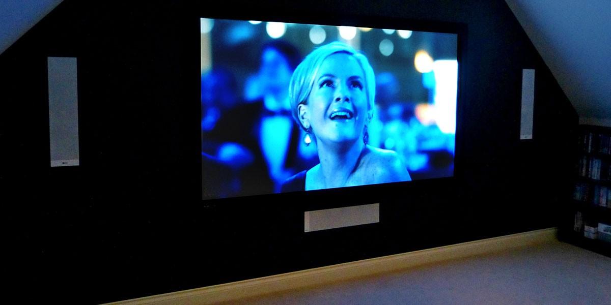 KEF T301C WHITE Canale centrale ULTRASOTTILE per home cinema 2 vie, 150W - TechSoundSystem.com