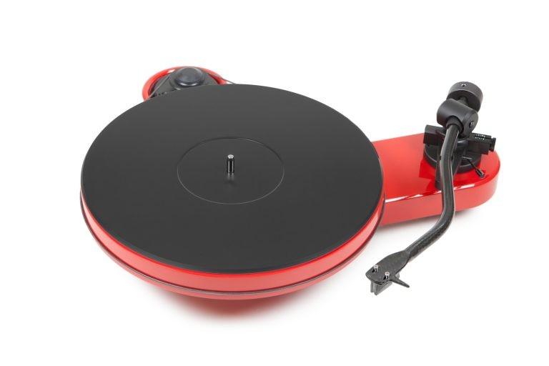 PRO-JECT RPM 3 Carbon ROSSO giradischi con braccio a S da 10'', senza testina - TechSoundSystem.com