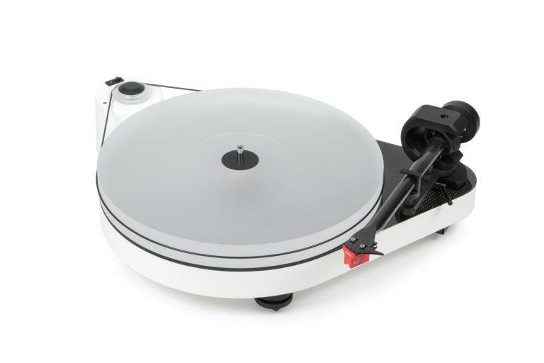 PRO-JECT RPM 5 Carbon giradischi con braccio Evo da 9''cc, BIANCO - TechSoundSystem.com