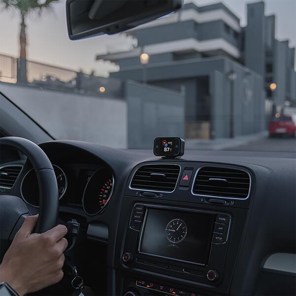 SAPHE DrivePro Dispositivo per segnalazioni autovelox con display con abbonamento PREMIUM - TechSoundSystem.com