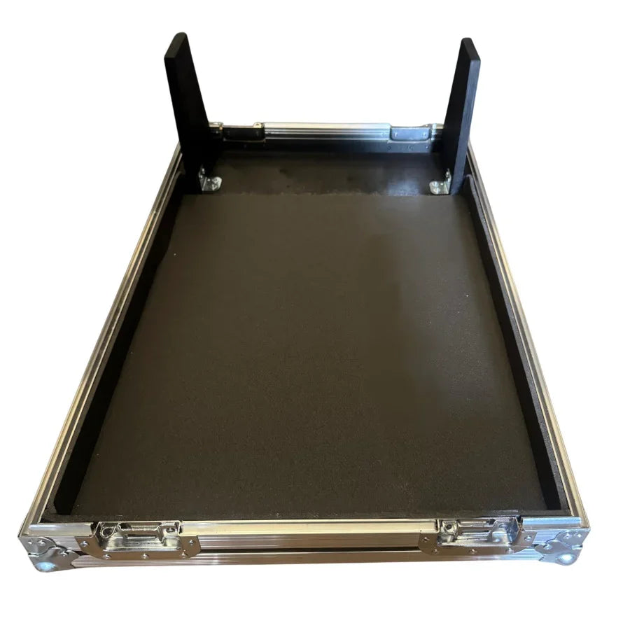 EXTREME FLIGHT CASE PER BEHRINGER WING COMPACT 4 FARFALLE PER BLOCCAGGIO 3 MANIGLIE PER TRASPORTO INTERNO IN SCHIUMA