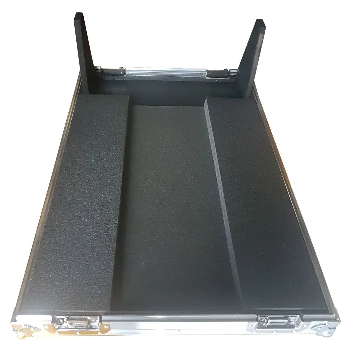 EXTREME FLIGHT CASE PER MIDAS M32R LIVE 4 FARFALLE PER BLOCCAGGIO 3 MANIGLIE PER TRASPORTO INTERNO IN SCHIUMA