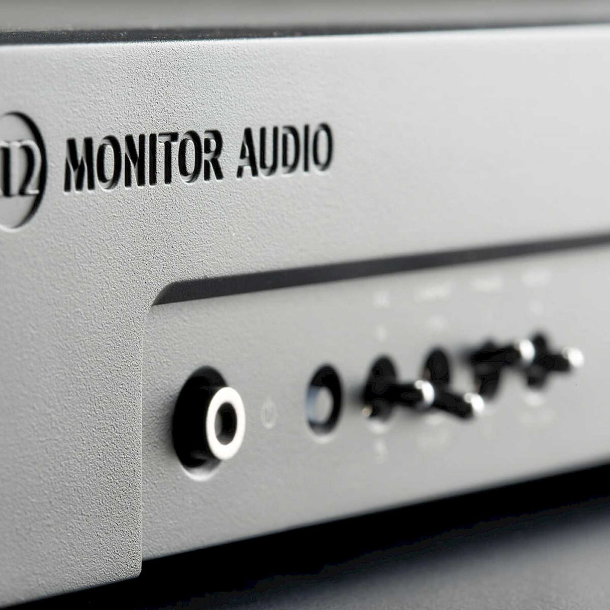 Monitor Audio IWA-250 amplificatore da incasso per subwoofer 4 Ohm 250W