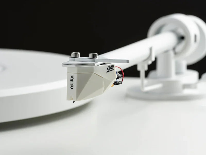 Pro-ject T1 EVO White Edition Versione limitata completamente bianca, testina Pick IT 2M bianca