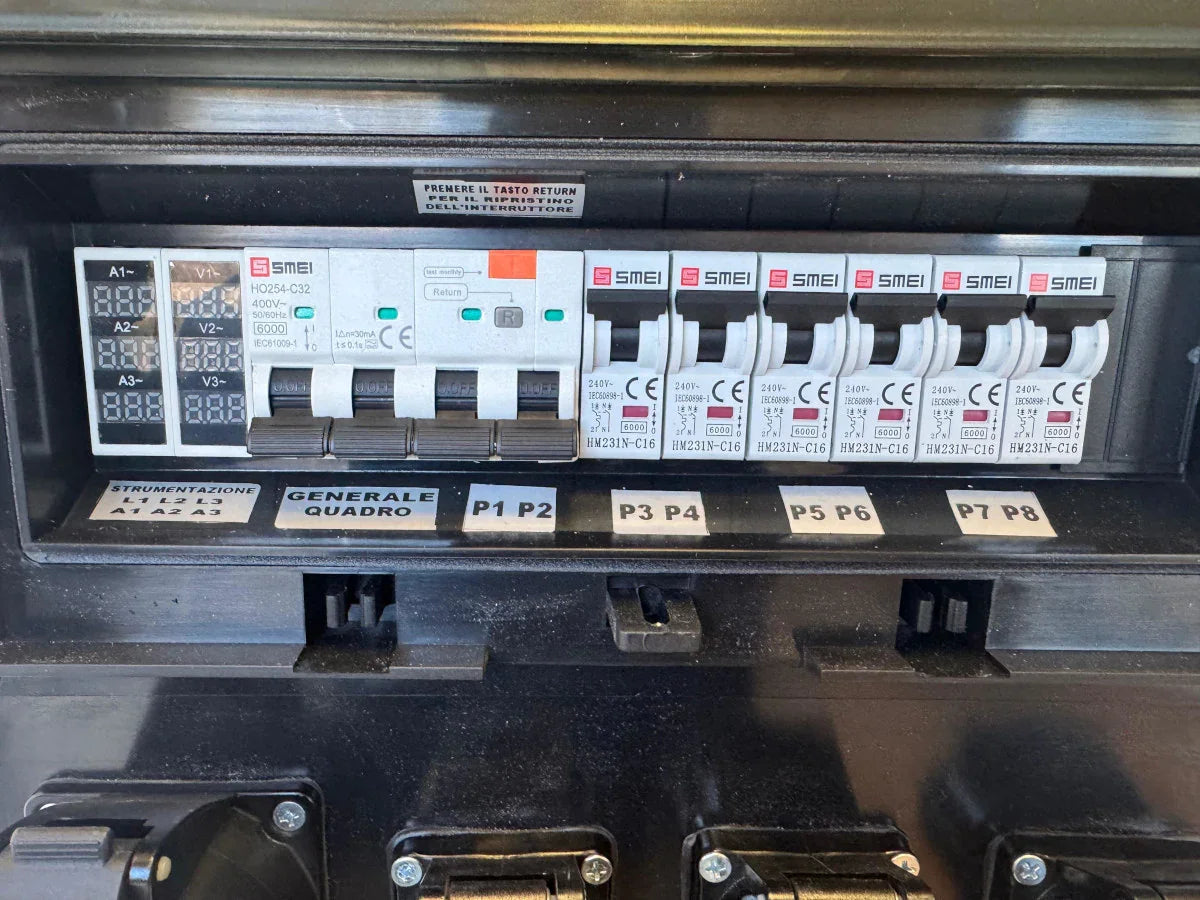 QUADRO CORRENTE POWERBOX SPINA 32A TRIFASE 6 PRESE CEE 16A MONOFASE VOLTOMETRO AMPEROMETRO EMERGENZA 2MT. CAVO 5G6MM2 CON RILANCI