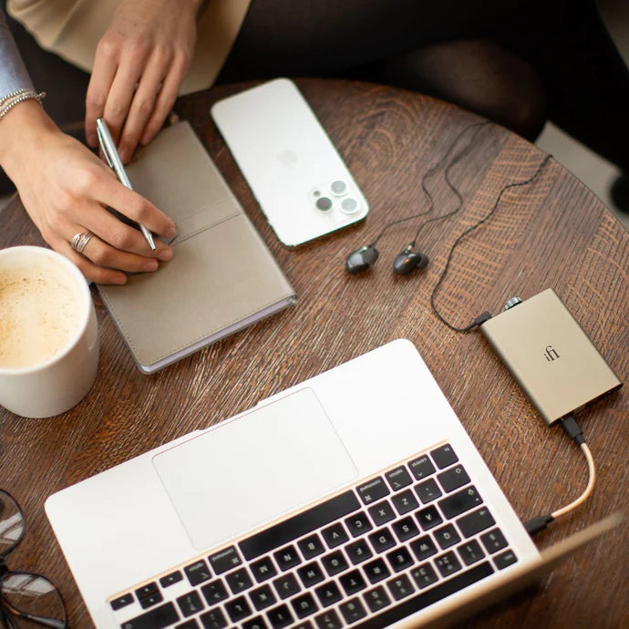 iFi Hip-Dac 3 DAC amplificatore cuffie portatile 32bit/384kHz DSD256 MQA