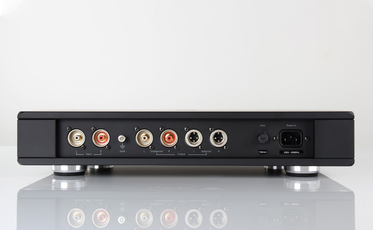 REGA AURA Preamplificatore phono MC di livello Reference, completamente regolabile, a tre stadi, completamente simmetrico