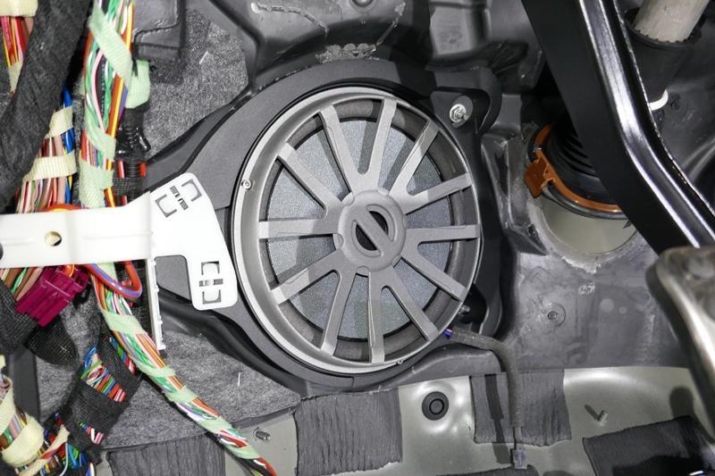 STEG BZW80 L/R coppia di subwoofer dedicati per nuove Mercedes C/E/S/GLC - TechSoundSystem.com