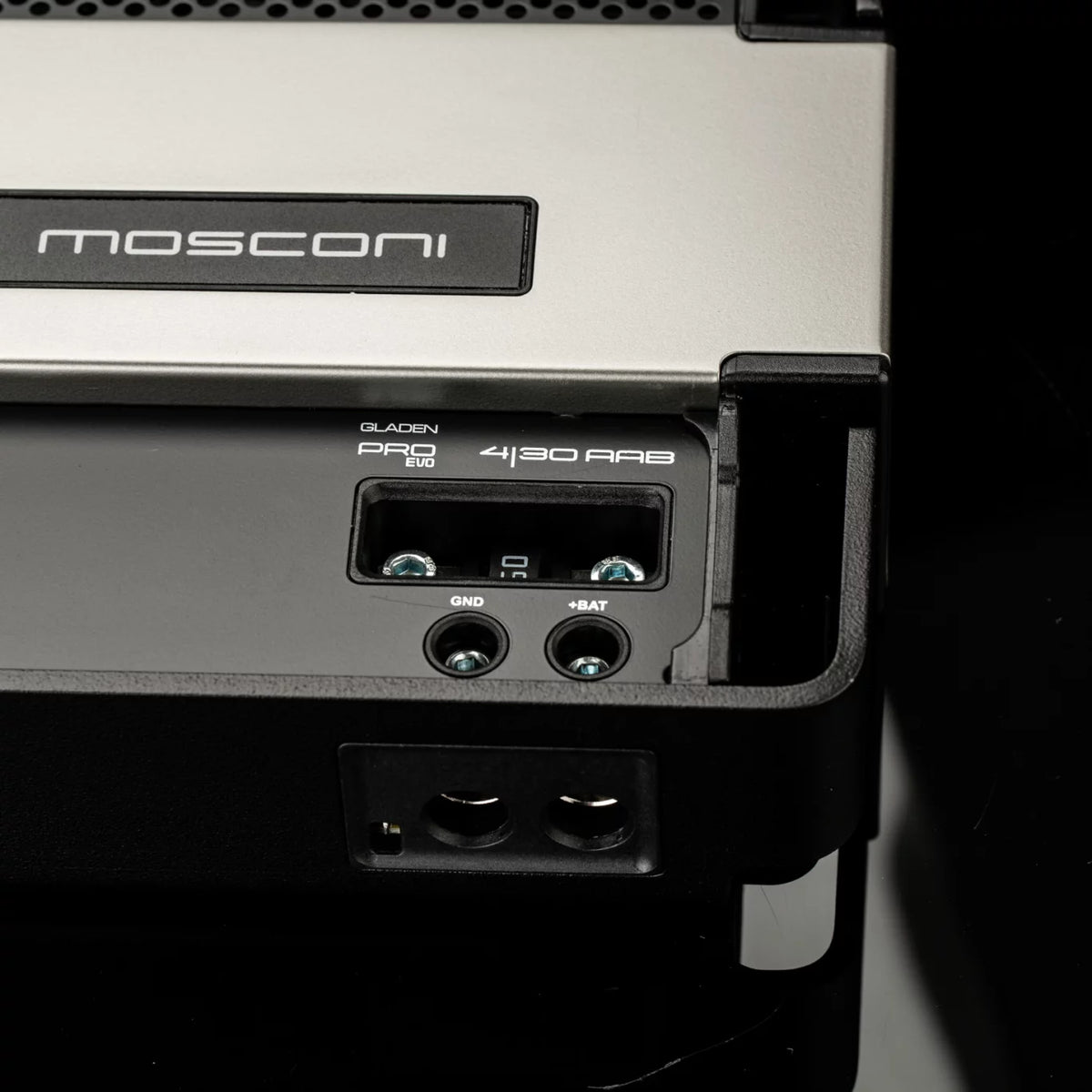Mosconi Pro 4|30 AAB EVO amplificatore high-end a 4 canali Classe AAB