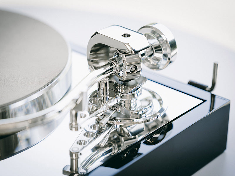 Pro-ject THE CLASSIC REFERENCE Piano/Silver Giradischi "no compromise" Braccio Hi-End ad S da 9" EVO 9 AS Premium HG - TechSoundSystem.com