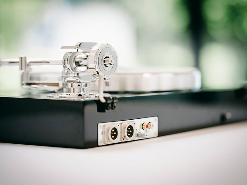 Pro-ject THE CLASSIC REFERENCE Piano/Silver Giradischi "no compromise" Braccio Hi-End ad S da 9" EVO 9 AS Premium HG - TechSoundSystem.com