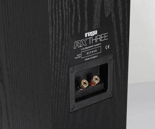 Rega RX3 diffusori da pavimento Nero COPPIA a 2,5 vie reflex frontale bass driver laterale - TechSoundSystem.com