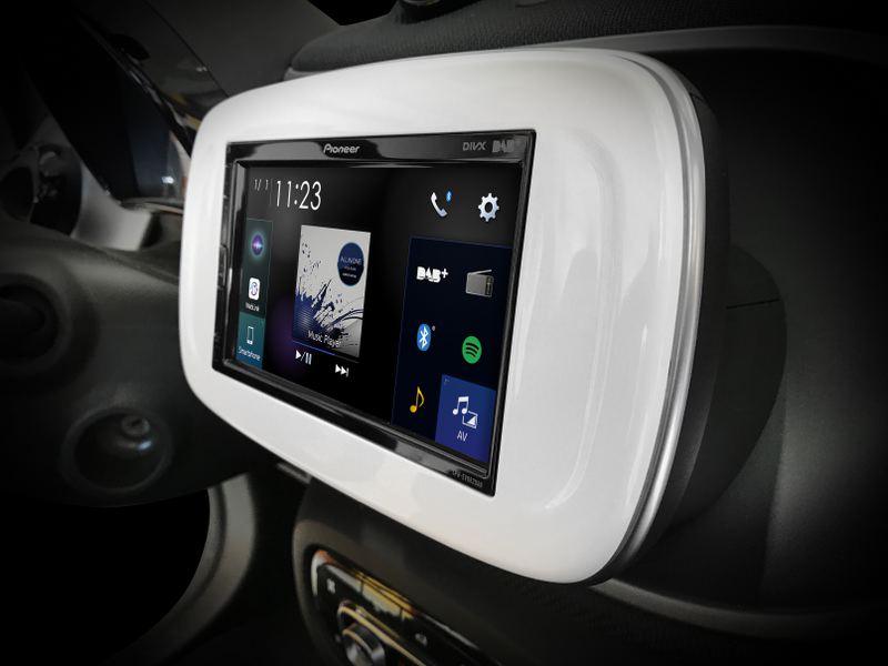 Pioneer SPH-EVO62DAB-SMAW autoradio per SMART Forfour (W453) / Fortwo (C453/A453), BIANCA - TechSoundSystem.com
