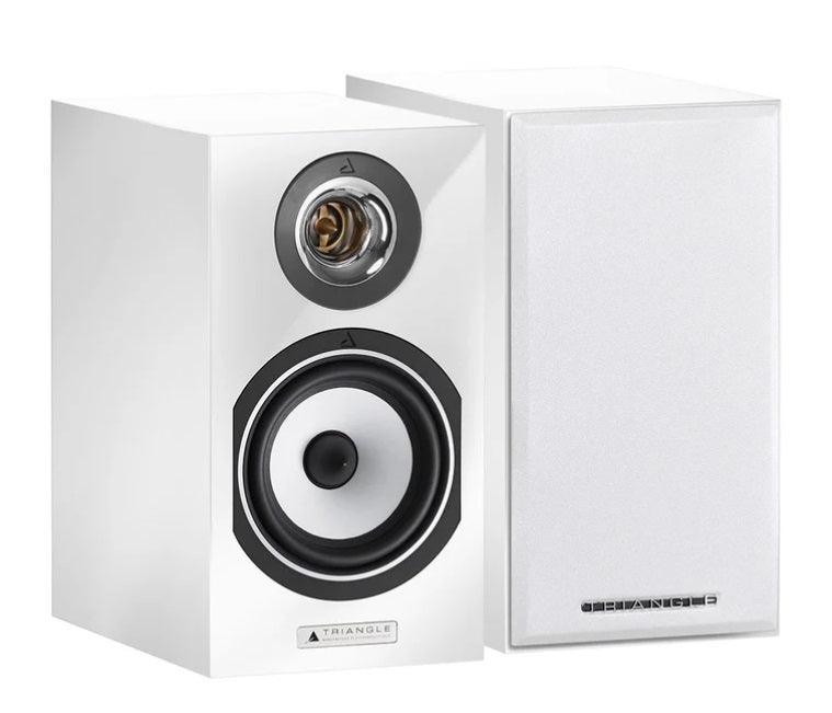 Triangle TITUS EZ White laccato (WHG) Coppia diffusori da stand 2 vie bass-reflex 60W, 1 Mid-Woofer da 130 mm,1 Tweeter in titanio - TechSoundSystem.com