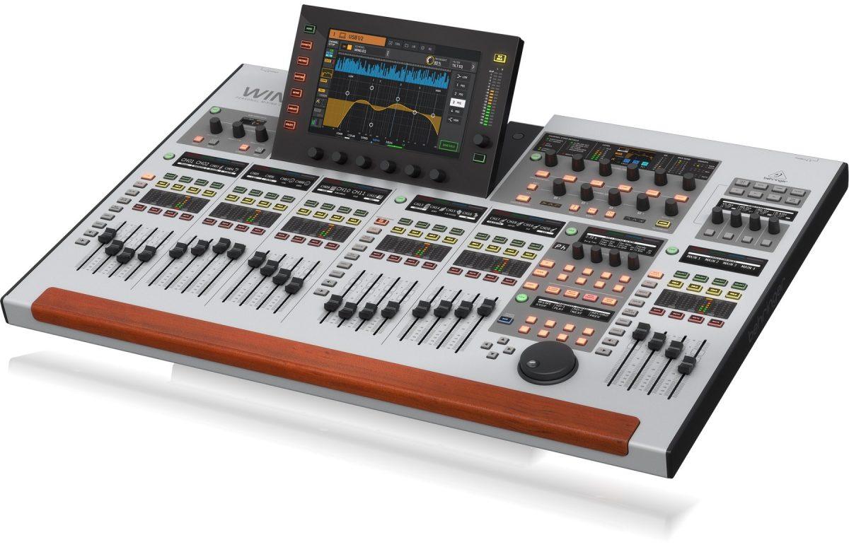 BEHRINGER WING MIXER DIGITALE 48 CANALI 8 PREAMPLIFICATORI MIDAS PRO 3 KLARK TEKNIK SUPERMAC AES50 28 BUS - TechSoundSystem.com