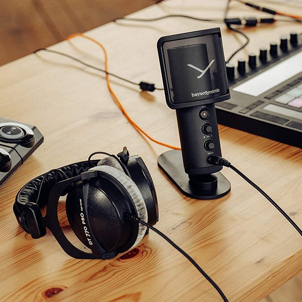 BEYERDYNAMIC FOX MICROFONO USB DA STUDIO E PODCAST A CONDENSATORE CARDIOIDE - TechSoundSystem.com