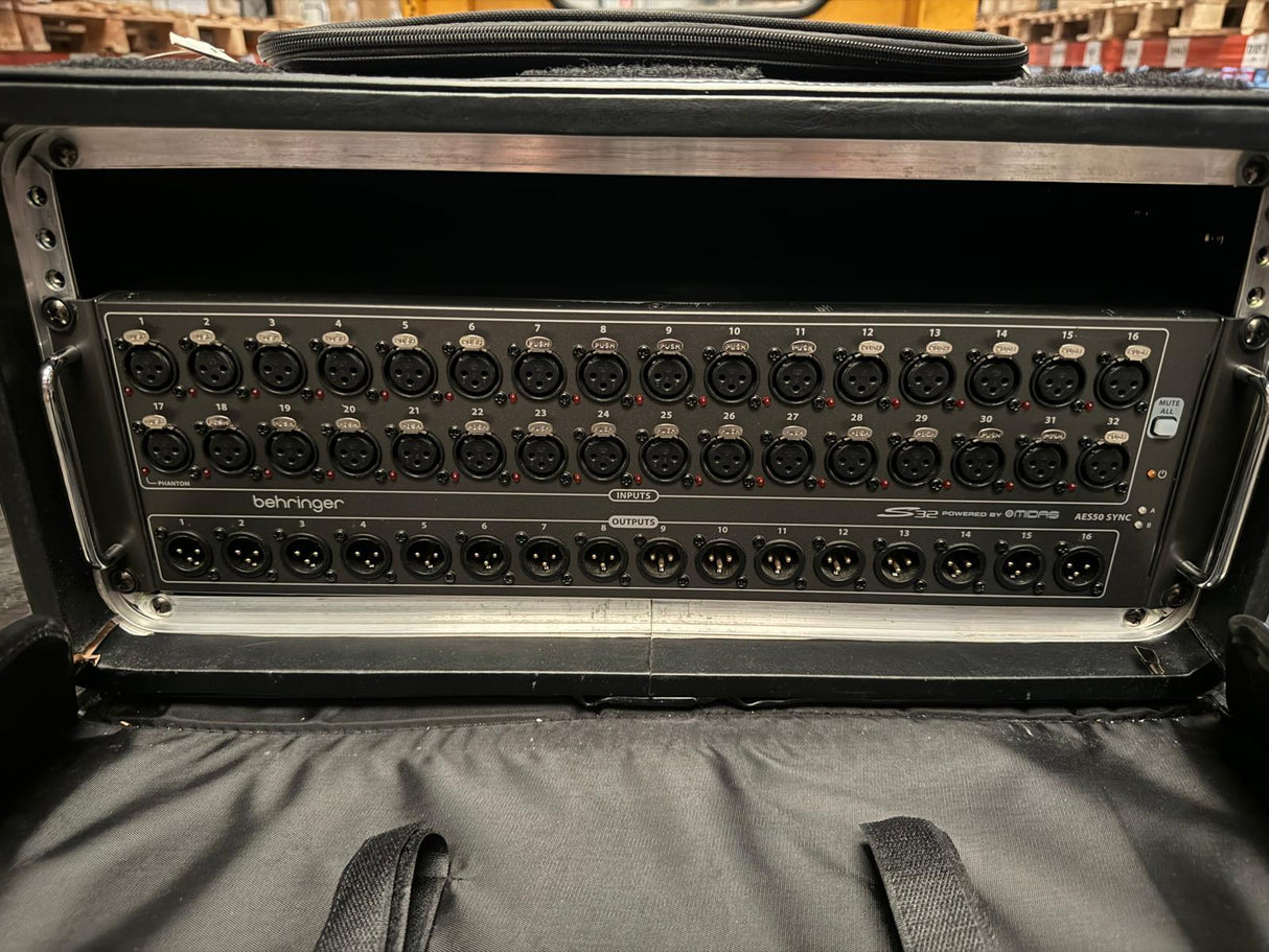 BEHRINGER X32 MIXER DIGITALE + FLIGHT CASE PROFESSIONALE + STAGEBOX S32 + PORTARACK + AVVOLGITORE CAT6 75MT - TechSoundSystem.com