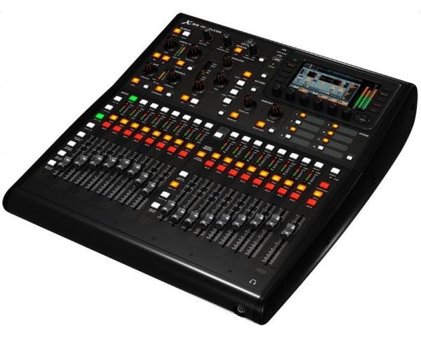 BEHRINGER X32 PRODUCER MIXER DIGITALE 40 CANALI 25 BUS 16 PREAMPLIFICATORI MICROFONICI MIDAS 2 AES50 KLARK TEKNIK SUPERMAC IPAD - TechSoundSystem.com