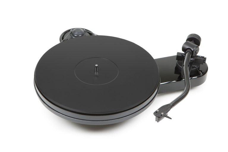 PRO-JECT RPM-3 CARBON 2M-SILVER giradischi braccio a S da 10'', testina 2M SILVER, NERO - TechSoundSystem.com
