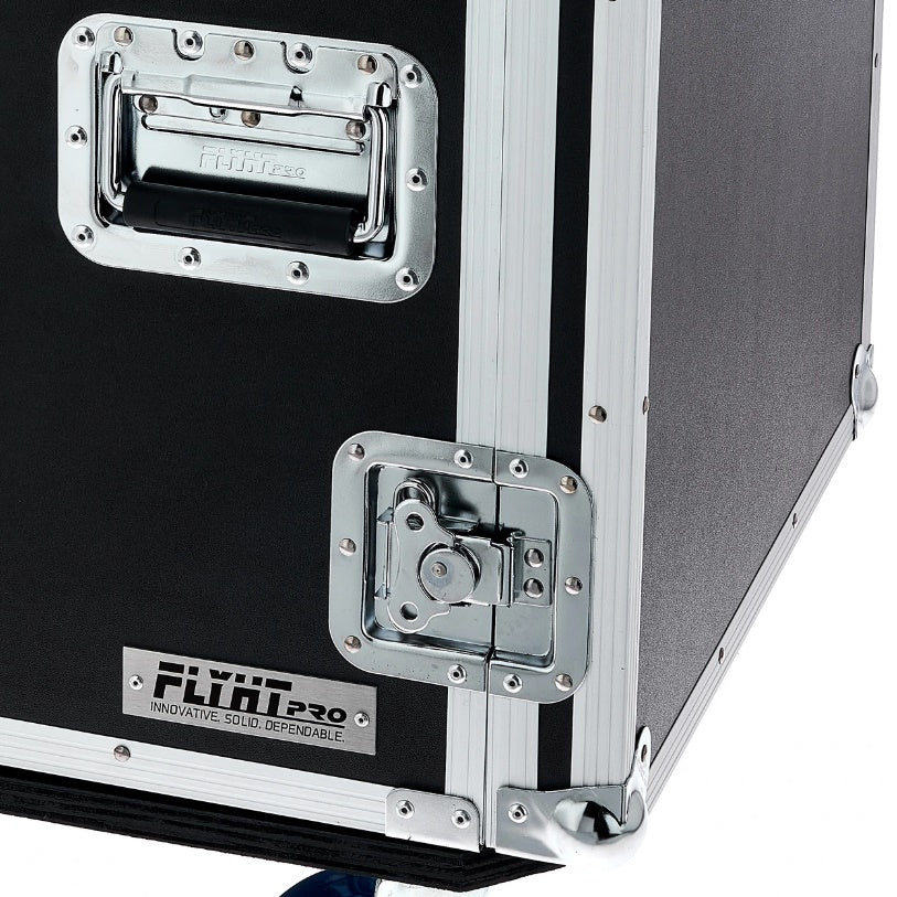 FLYHT PRO RACK 12U 19'' 45CM FLIGHT CASE 4 MANIGLIE 8 CHIUSURE RUOTE 100MM 2+2 CON FRENO