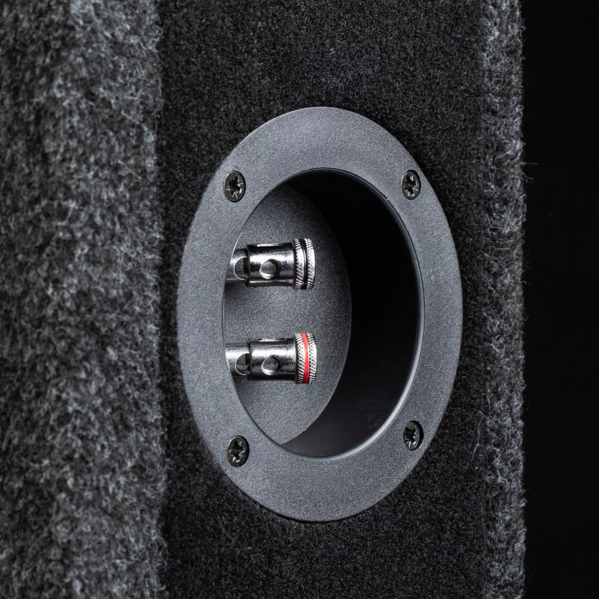 Gladen RSX 065VB-CU subwoofer passivo in cassa chiusa da 165mm 4 Ohm 350W