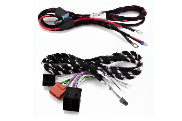 Gladen SU-ATOMO2-WKIT cablaggio Plug & Play per Atomo 2 in un veicolo con connettore ISO