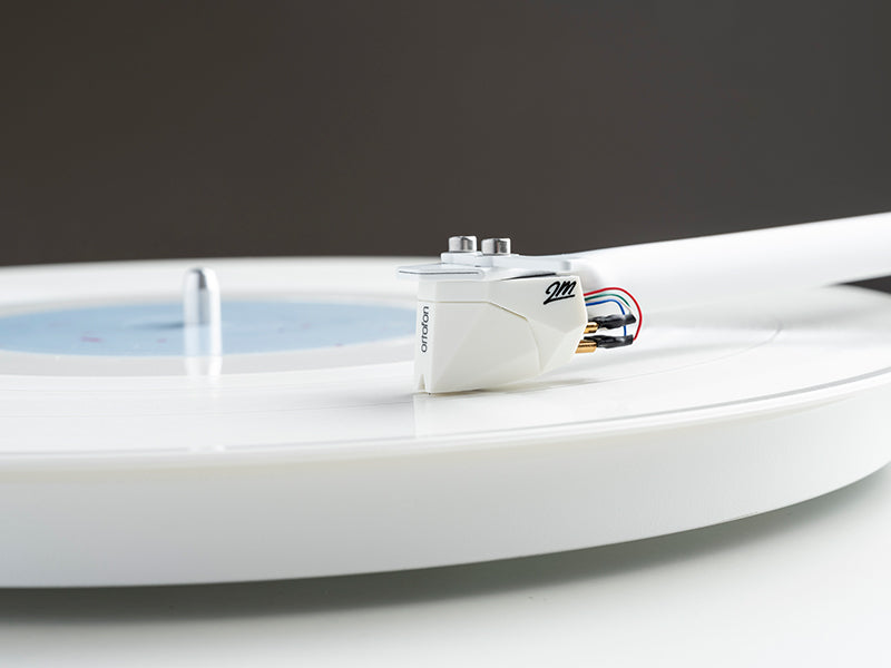 Pro-ject T1 EVO White Edition Versione limitata completamente bianca, testina Pick IT 2M bianca