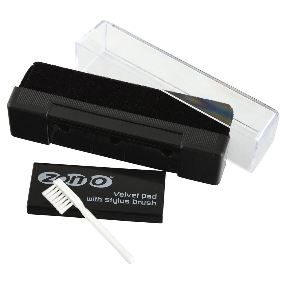 ZOMO VPS-01 BRUSH VELVET PAD STYLUS PULIZIA VINILI E TESTINE STILO - TechSoundSystem.com