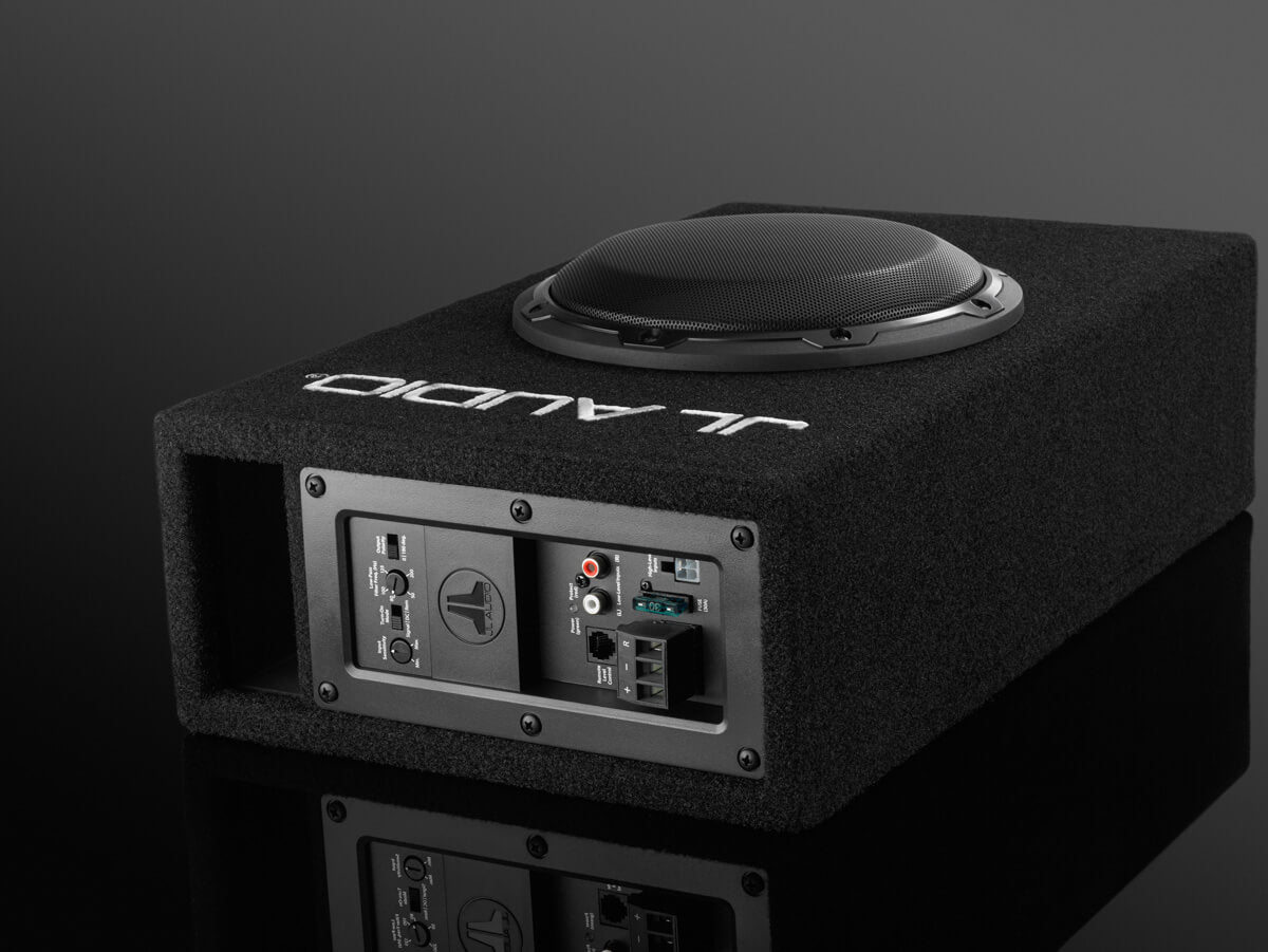 JL Audio ACP108LG-W3v3 subwoofer in cassa da 8" amplificato 250 W a 0.40 Ohm - TechSoundSystem.com