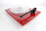 REGA Planar 3 Giradischi ROSSO con piatto in vetro 12mm, braccio RB330 cavo REGA e motore 24V - TechSoundSystem.com