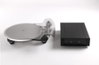 Rega PLANAR 10 giradischi hifi piatto in ceramica estremamente leggero - TechSoundSystem.com