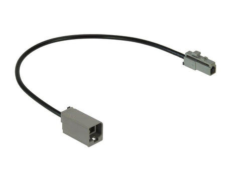 Alpine KAE-GT521 Adattatore antenna GT5 (f) a GT21 (m) per veicoli con antenna GNSS Alpine con connettore GT5 - TechSoundSystem.com
