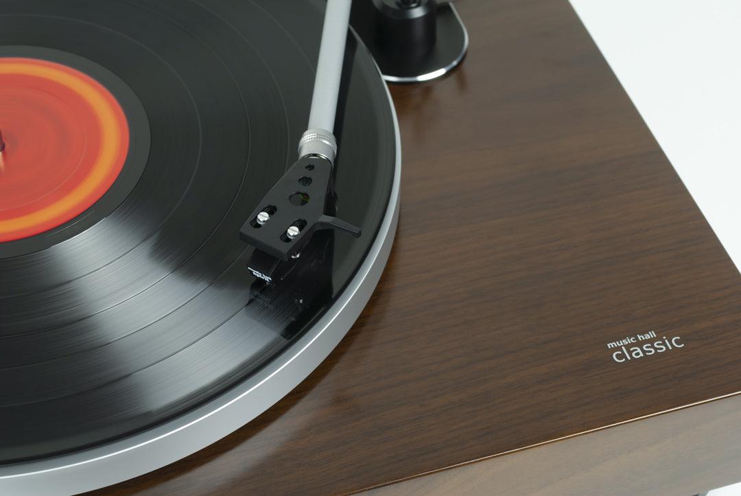 Music Hall CLASSIC giradischi semi-automatico Hi-Fi con testina Spirit - TechSoundSystem.com