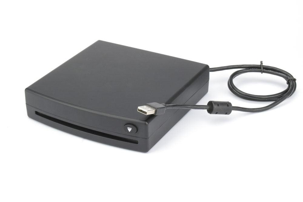 Phonocar VM550 lettore cd portatile per autoradio e mediastation con installazione Plug&Play tramite porta USB - TechSoundSystem.com