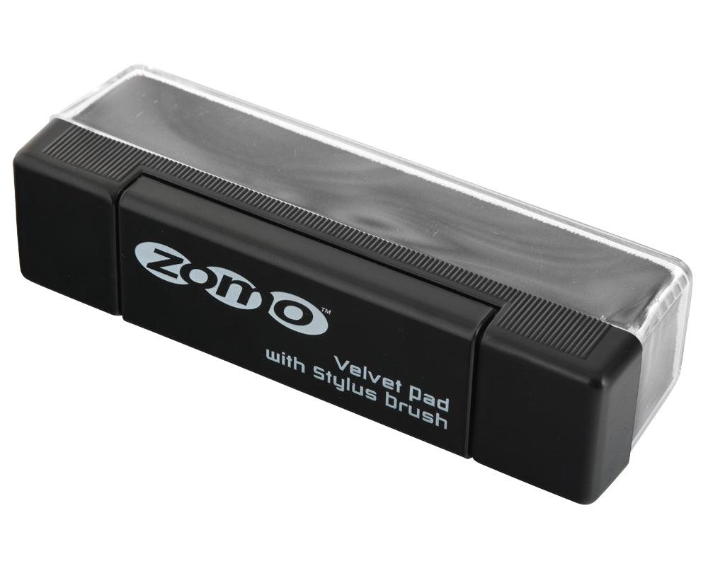 ZOMO VPS-01 BRUSH VELVET PAD STYLUS PULIZIA VINILI E TESTINE STILO - TechSoundSystem.com
