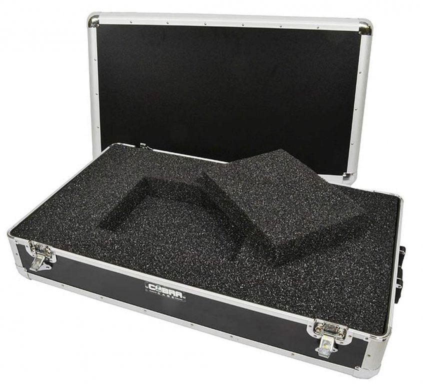 COBRA FC174 UNIVERSAL FOAM CASE FLIGHT CASE UNIVERSALE DIMENSIONI 821 x 481 x 194 MM - TechSoundSystem.com