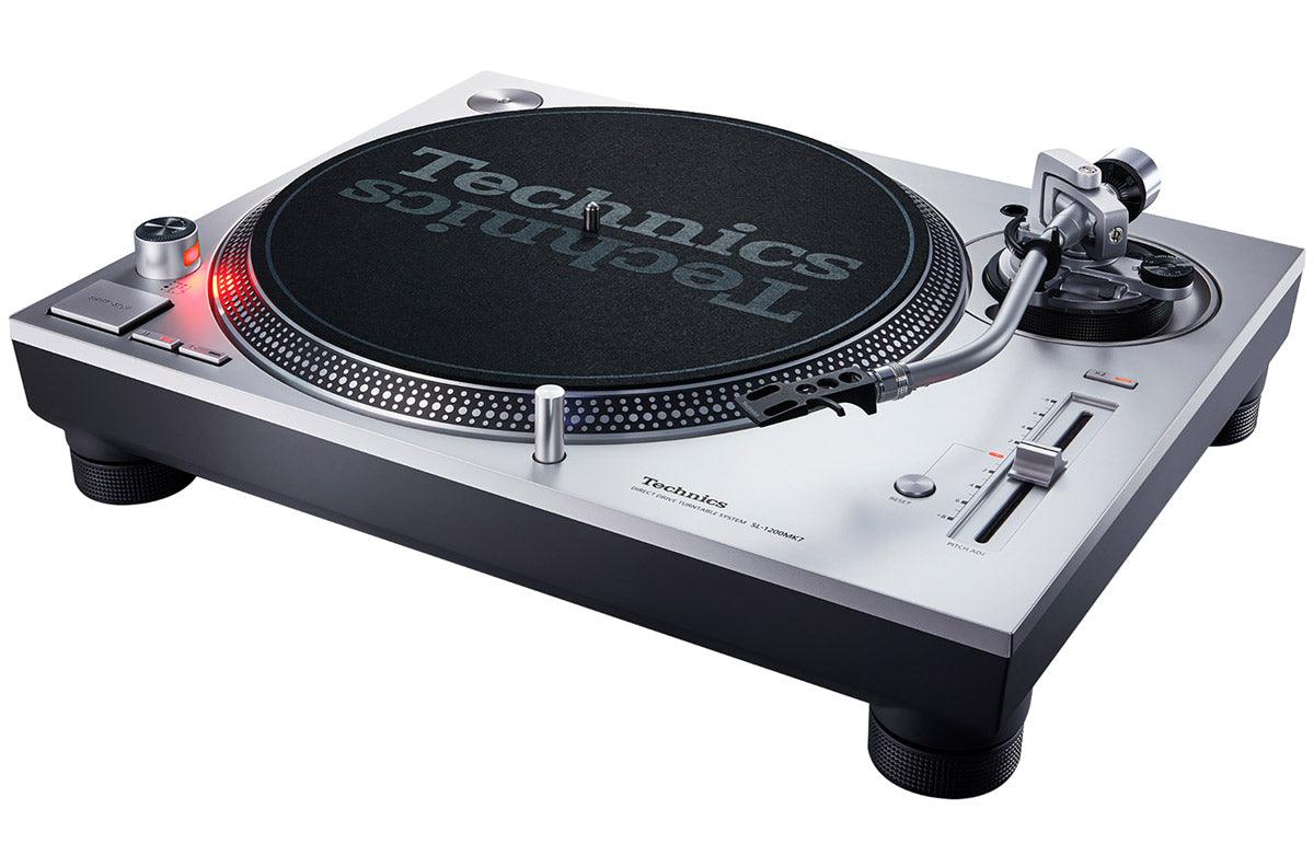 TECHNICS SL1200 MK7 GIRADISCHI PROFESSIONALE PER DJ E HI-FI COLORE ARGENTO - TechSoundSystem.com
