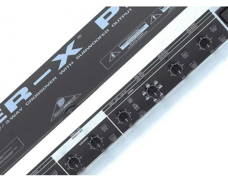 BEHRINGER CX2310 V2 SUPER-X PRO CROSSOVER 2 VIE STEREO 3 MONO USCITA SUBWOOFER EX-DEMO - TechSoundSystem.com